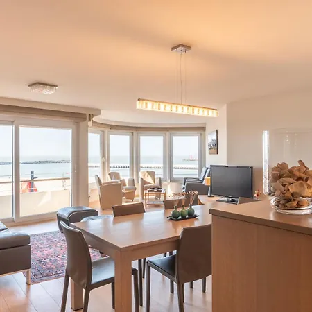 Apartment Wonderful 3br With Sublime Seaviews