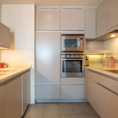 Wonderful 3br With Sublime Seaviews Appartamento Ostenda