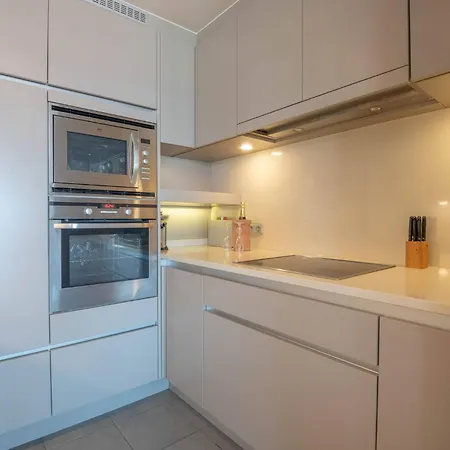 Wonderful 3br With Sublime Seaviews Остенде