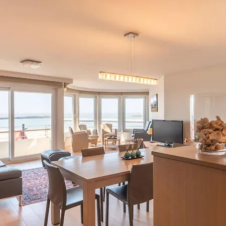 Апартаменти Wonderful 3br With Sublime Seaviews Остенде